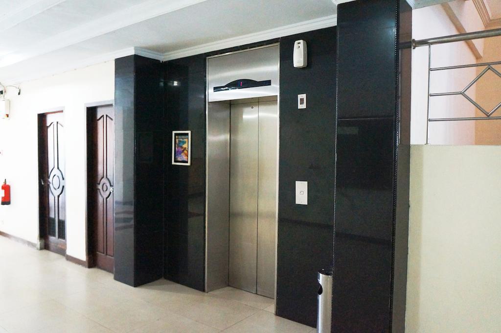 Hotel Duta Palembang Exterior foto